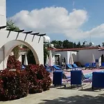Florence Aparthotel 4*