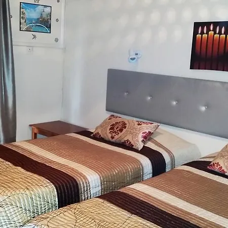 佛罗伦萨公寓式酒店 2* 圣纳帕