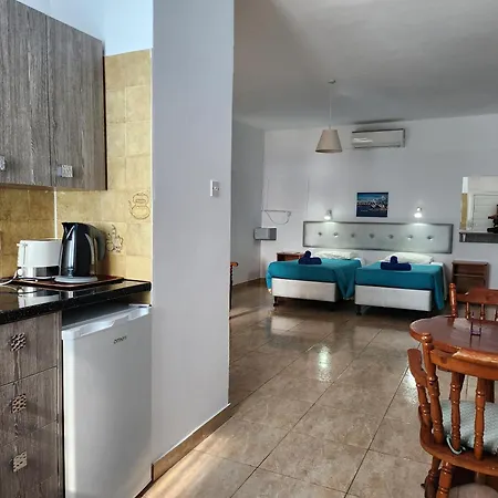 Ξενοδοχείο με διαμερίσματα Florence 4*