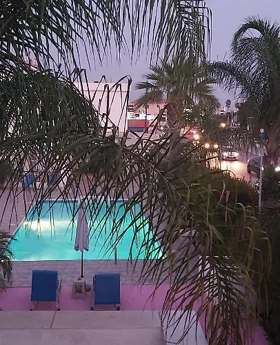 Florence Lägenhetshotell 4*