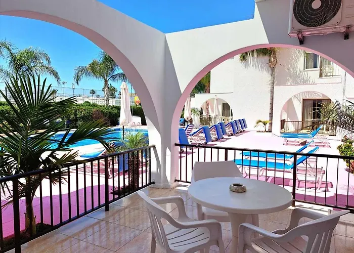 Florence 4* Ayia Napa