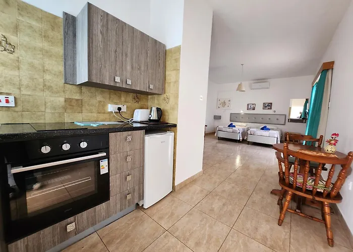 Florence Aparthotel 4*