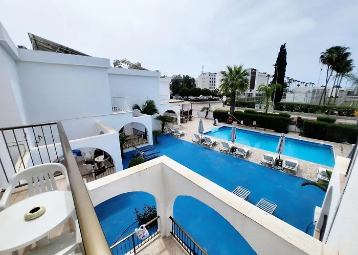 Lägenhetshotell Florence 4*