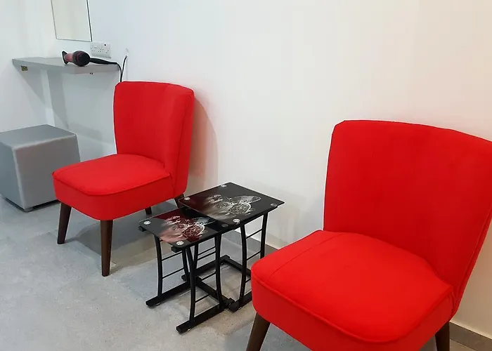 Florence Aparthotel 4*